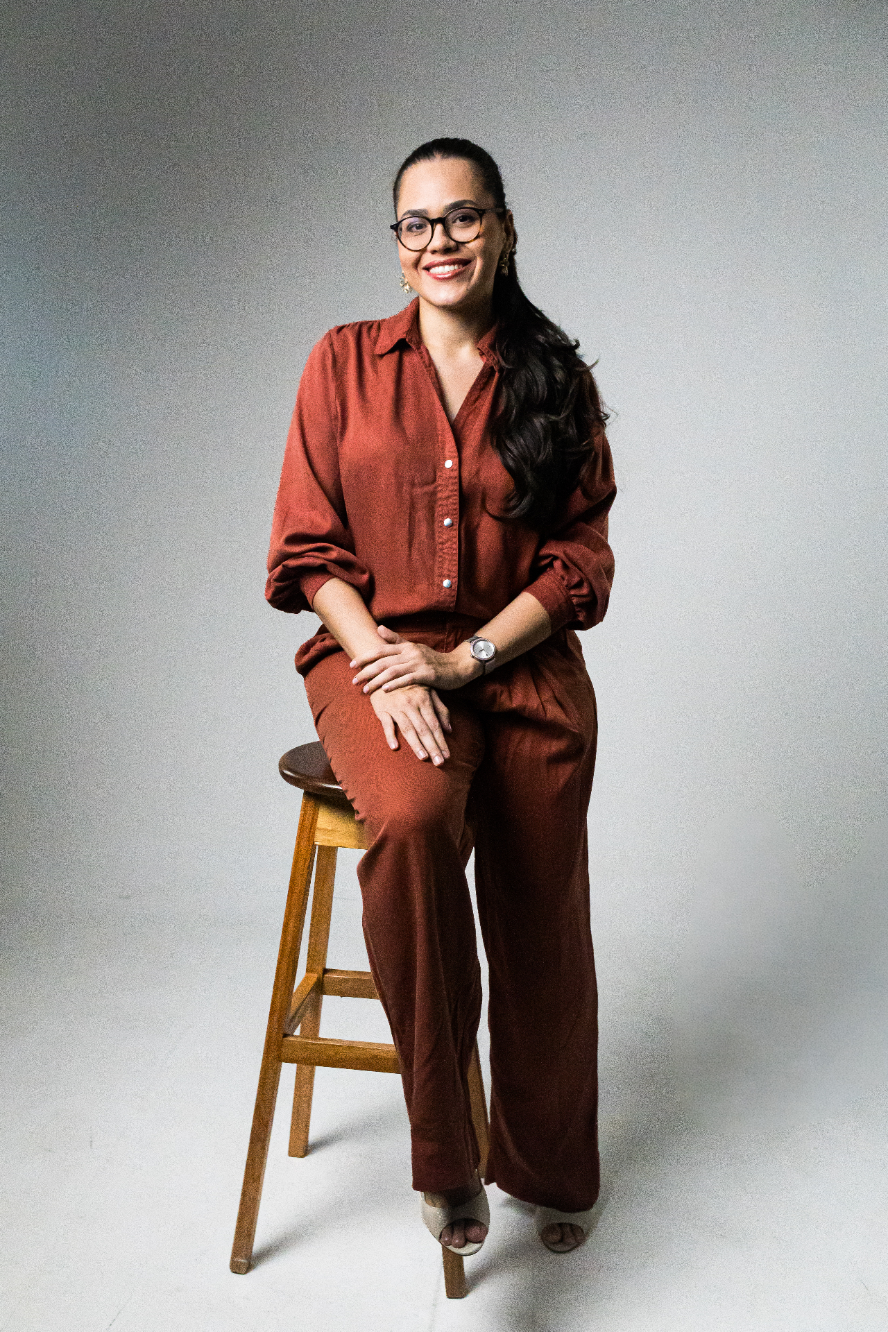 Retrato corporativo — camisa clara